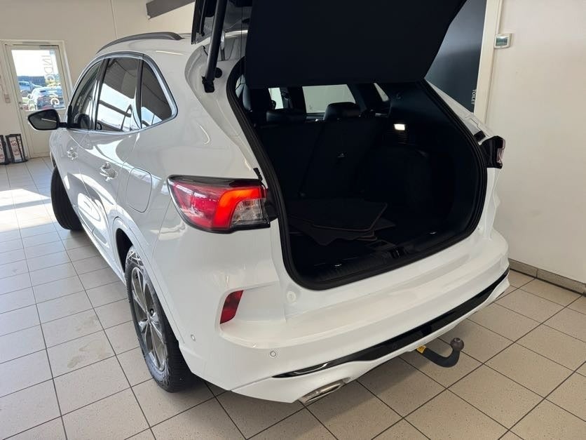 Ford Kuga PHEV ST-Line X CVT