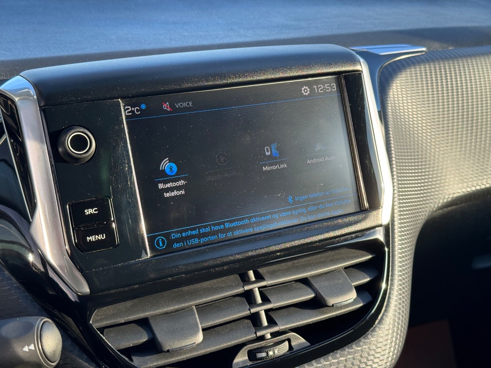 Billede af Peugeot 208 1,6 BlueHDi 100 Allure Sky