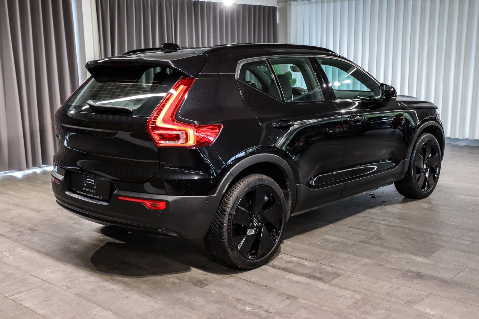 Billede af Volvo EX40  Extended Range Black Edition