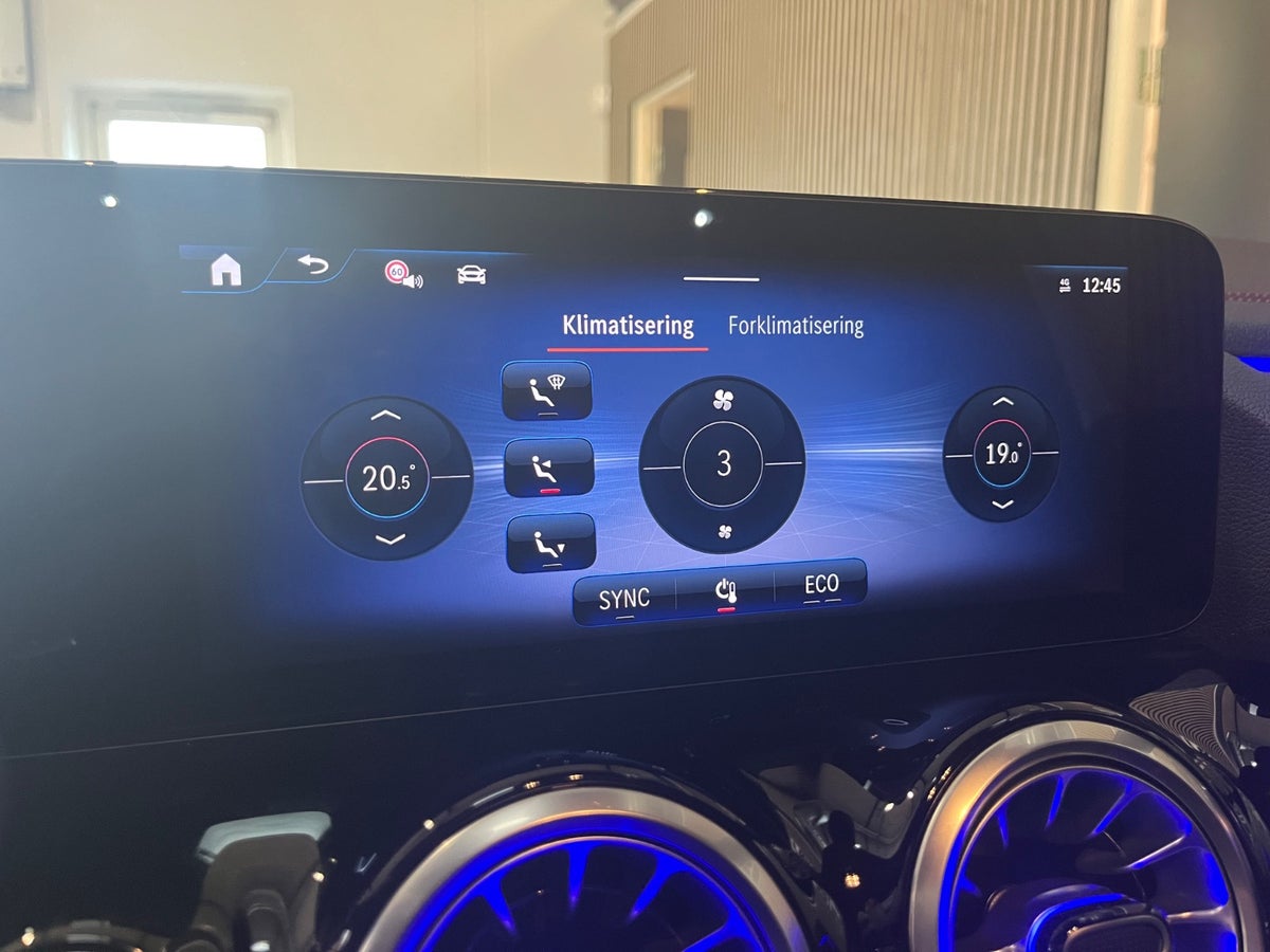 Mercedes EQA250+ AMG Line