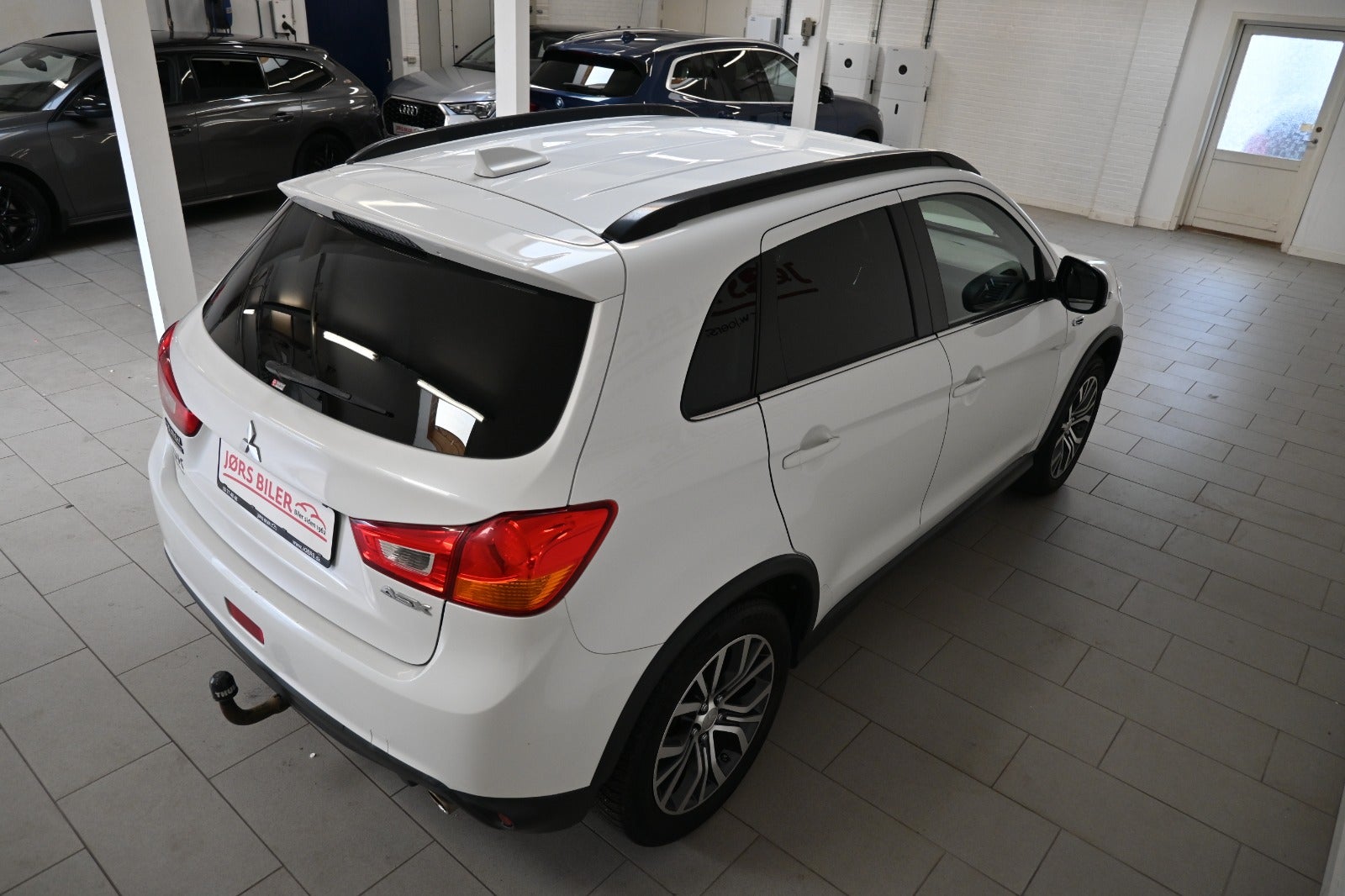 Mitsubishi ASX Invite