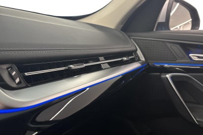 BMW iX1 xDrive30 X-Line