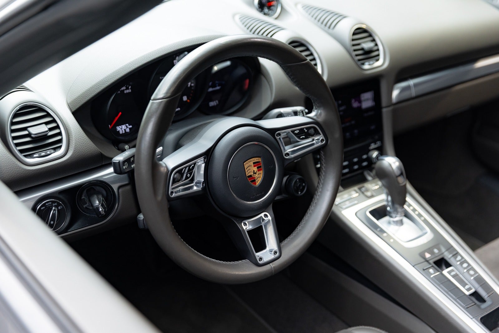 Gallery image 13 of 16