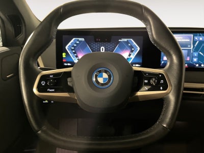BMW iX xDrive40 Supercharged