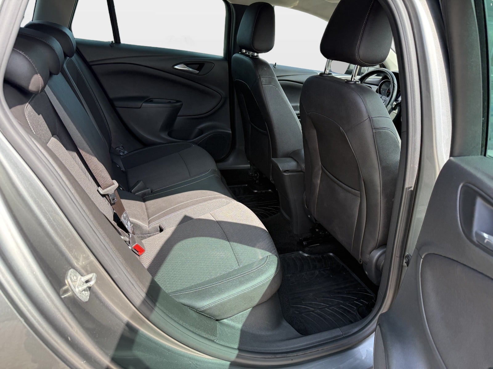 Billede af Opel Astra 1,4 T 150 Innovation Sports Tourer aut.