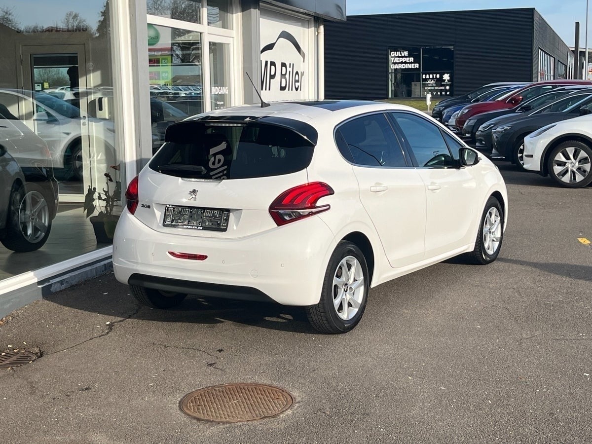 Billede af Peugeot 208 1,5 BlueHDi 100 Prestige Sky