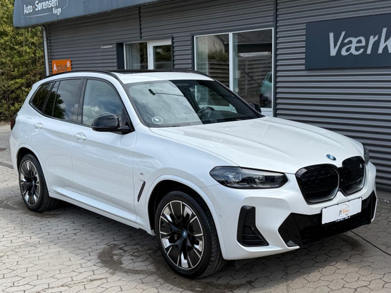 BMW iX3 Charged Plus M-Sport