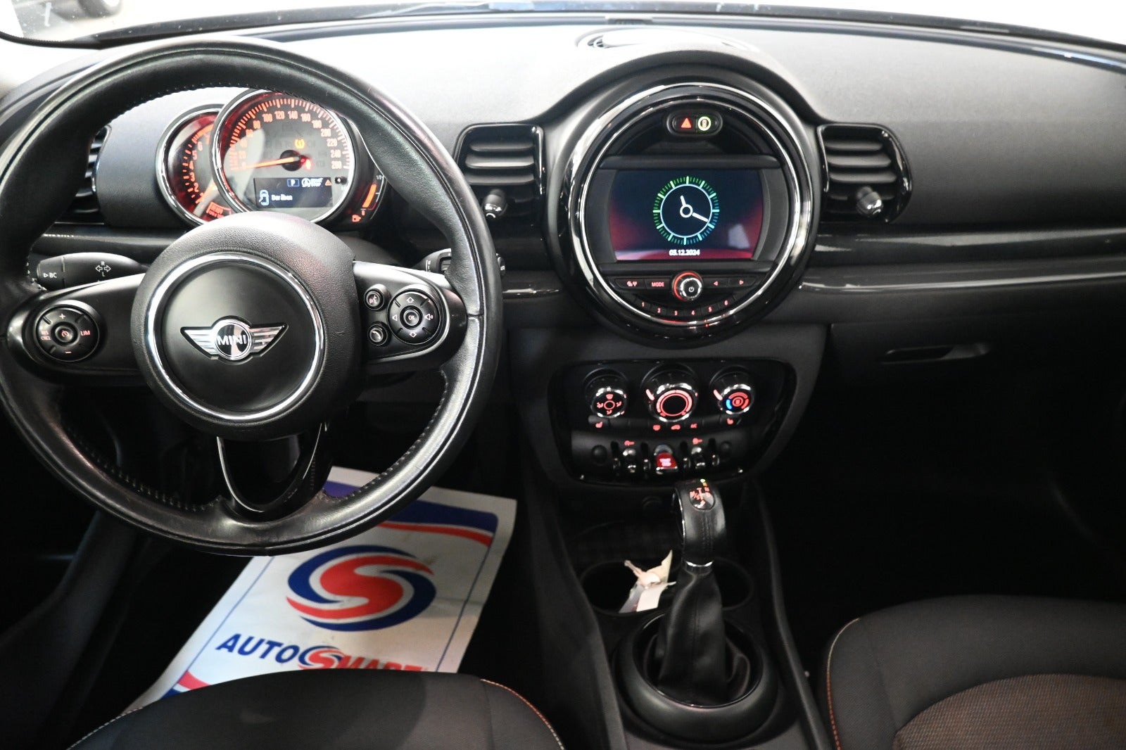 MINI Clubman Cooper Essential Edition aut.