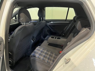 VW Golf VII GTE DSG