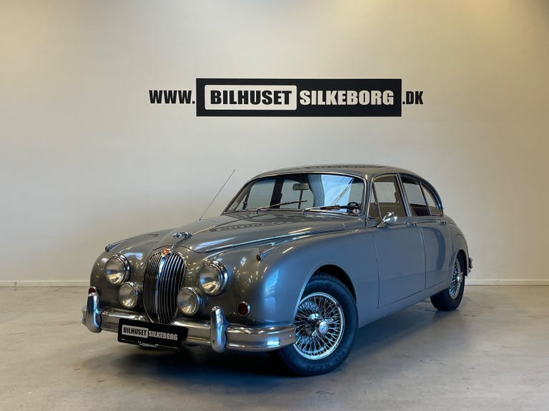 Jaguar MK. II Saloon
