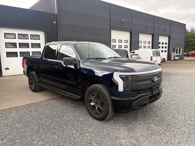 Ford F-150 Lightning Flash Extended Range