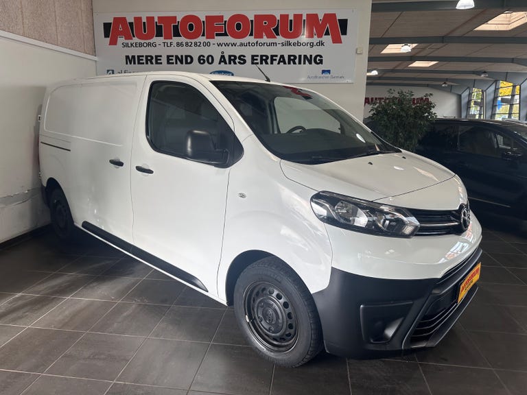 Toyota ProAce D 120 Medium Base