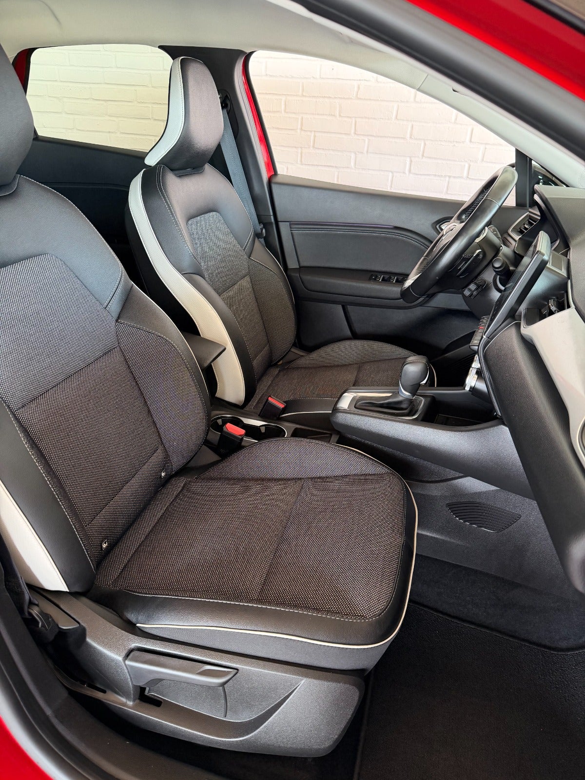 Billede af Renault Captur 1,3 TCe 140 Techno EDC