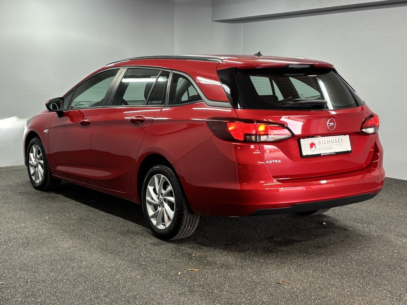 Billede af Opel Astra 1,5 D 122 Elegance Sports Tourer