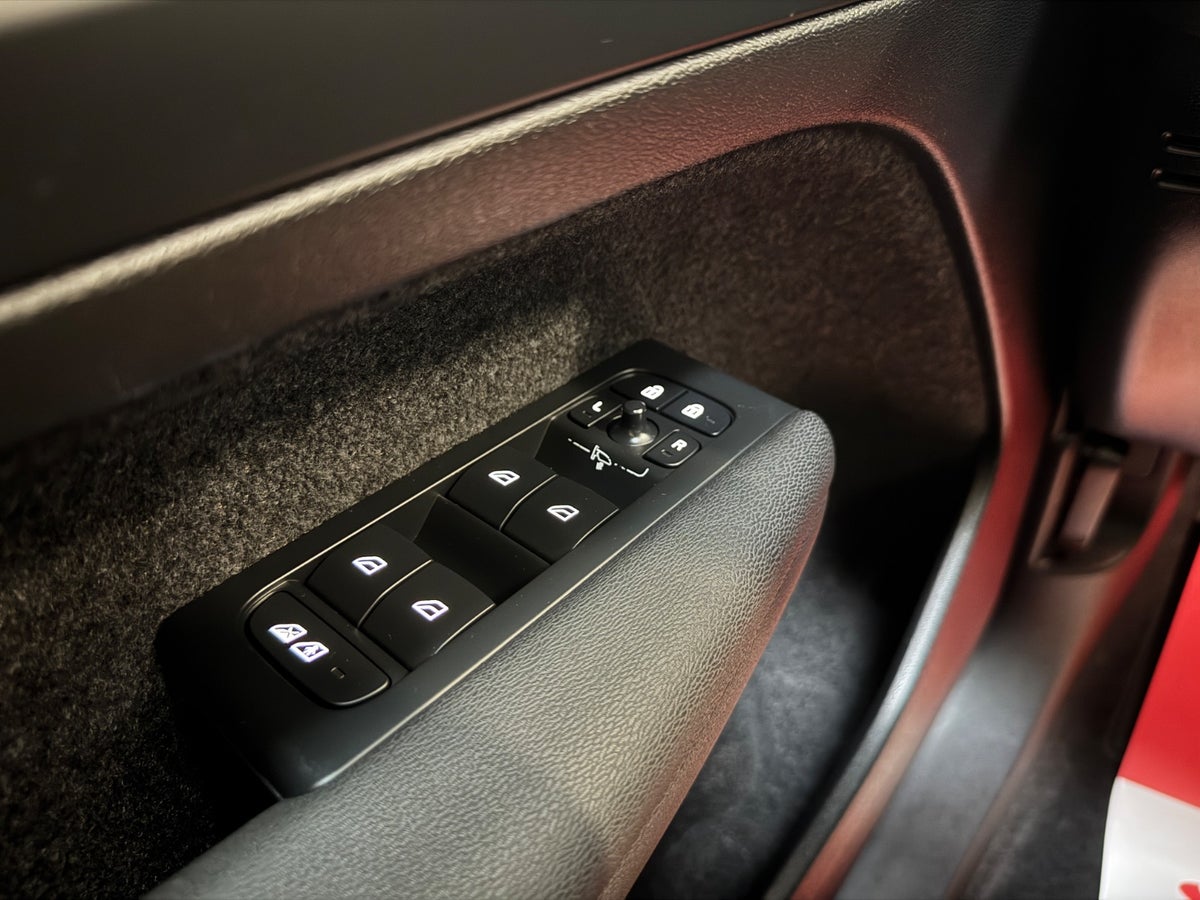 Volvo XC40 P6 ReCharge Core