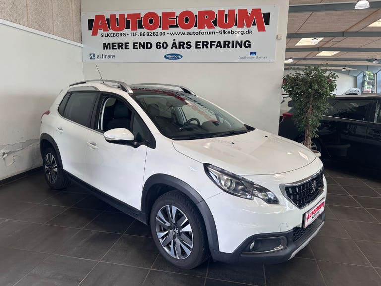 Peugeot 2008 BlueHDi 100 Desire Sky