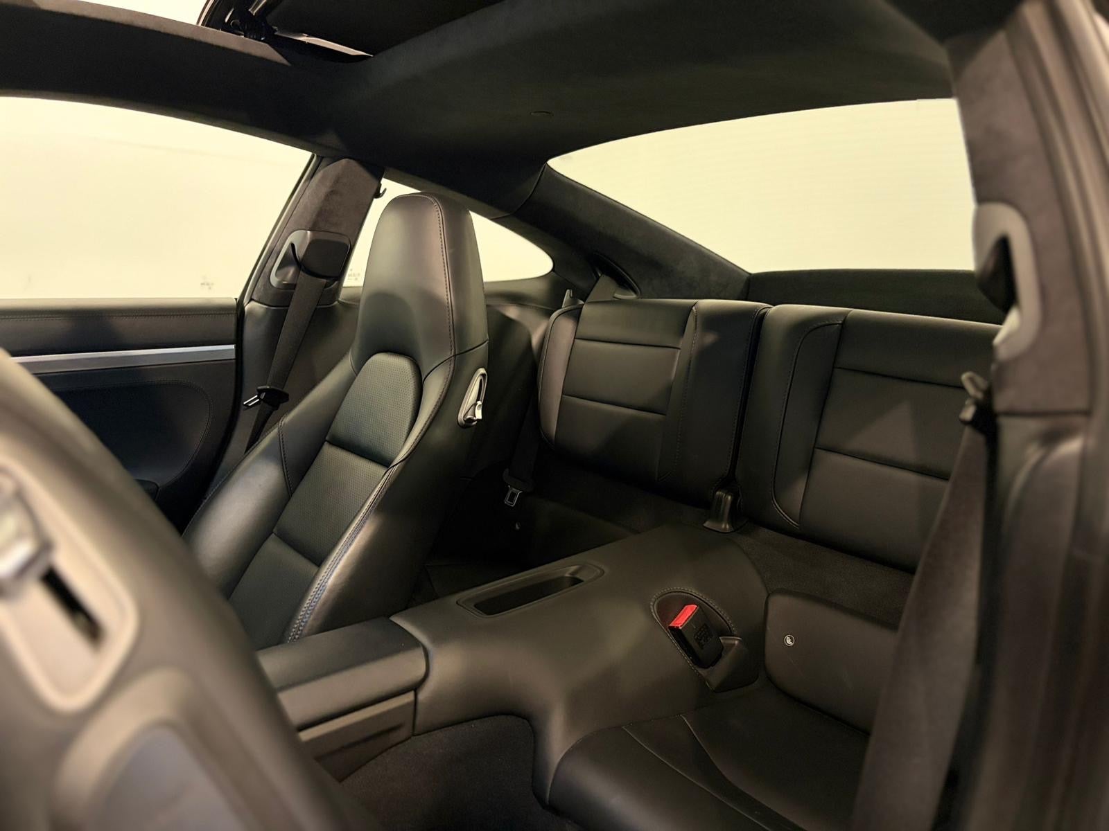 Porsche – 911 Carrera 4S
