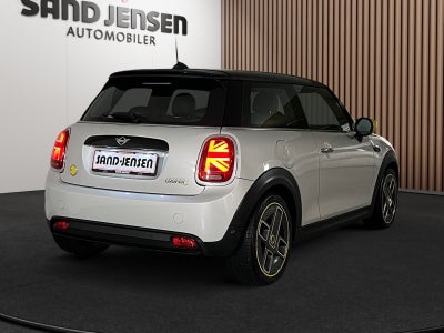 MINI Cooper SE Experience