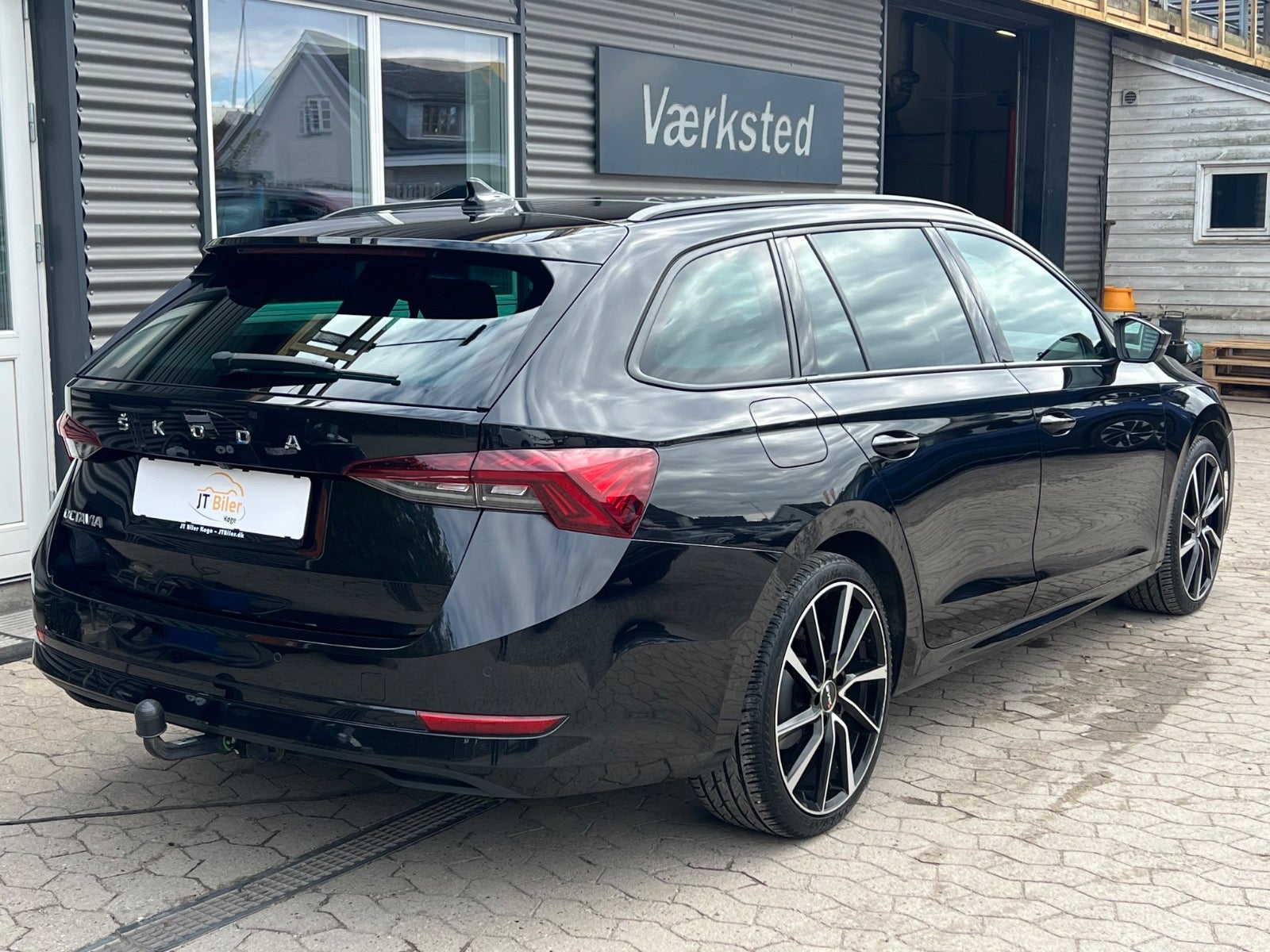 Skoda Octavia TDi 150 Style First Edition Combi DSG