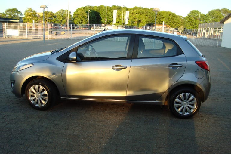 Mazda 2 Advance