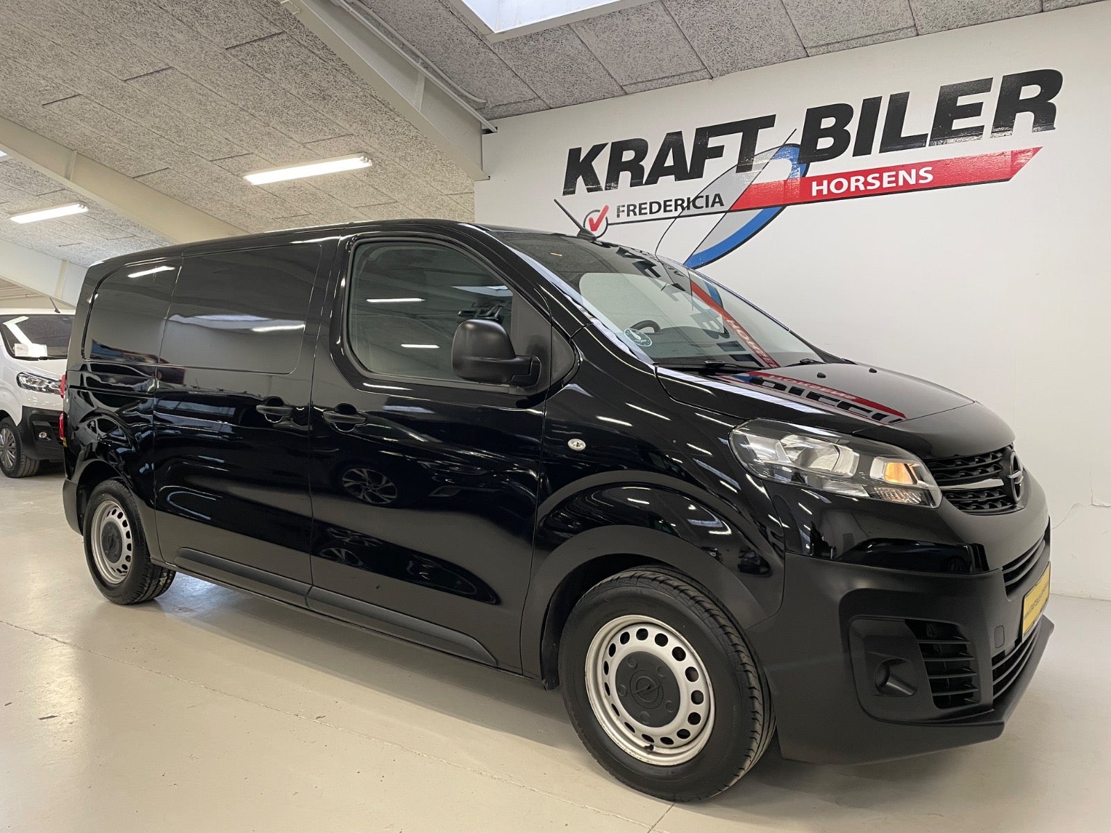 Billede af Opel Vivaro 1,5 D 102 Essenia L2V1