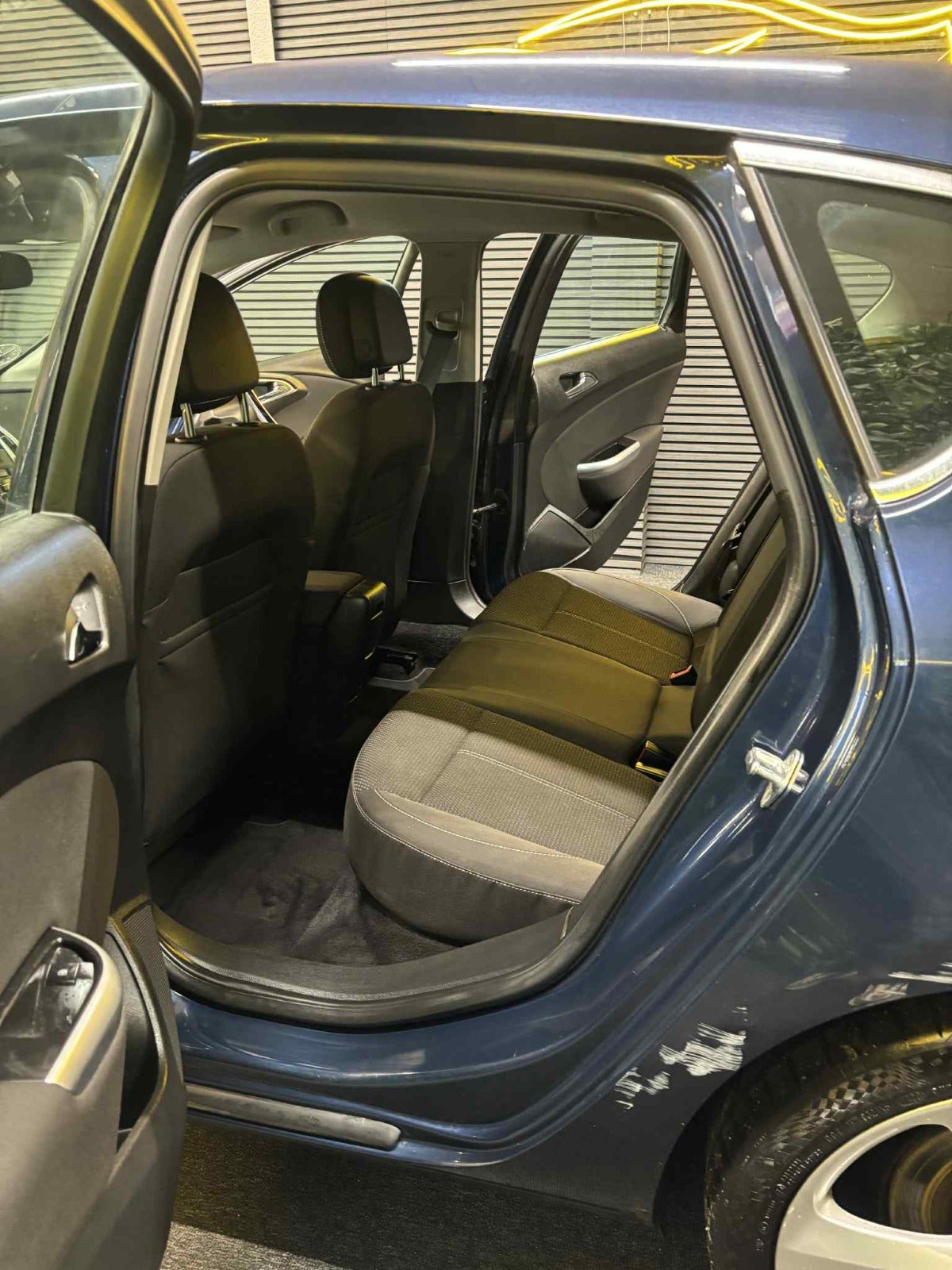 Billede af Opel Astra 1,6 T 180 Sport