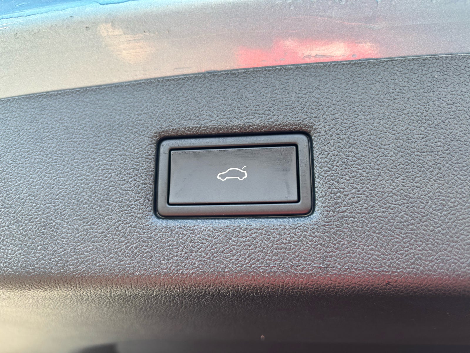 Ford Explorer Select Extended Range