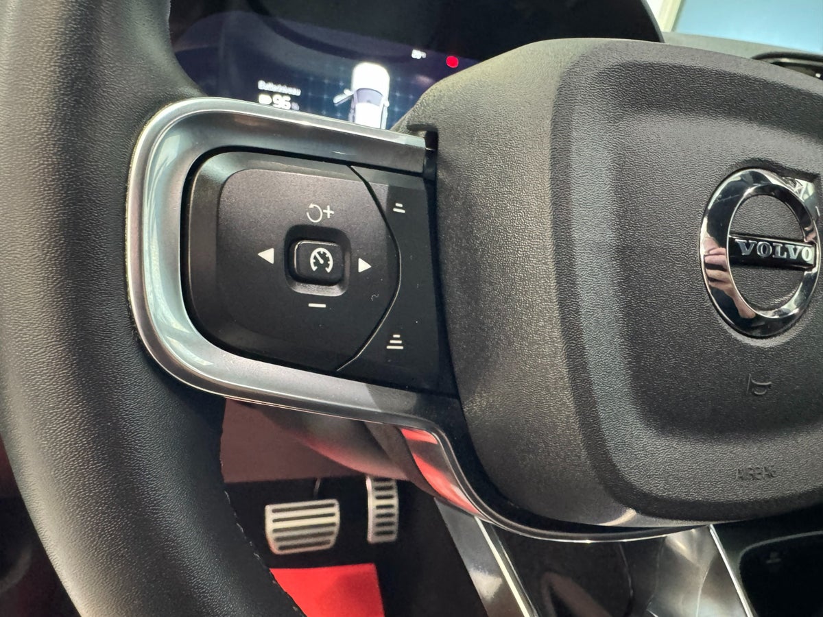 Volvo XC40 P6 ReCharge Plus