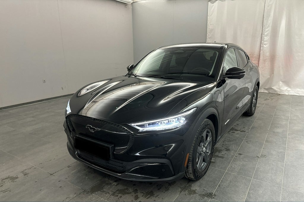 Ford Mustang Mach-E Standard Range