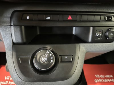 Peugeot Expert BlueHDi 122 L3 Premium EAT8 Van