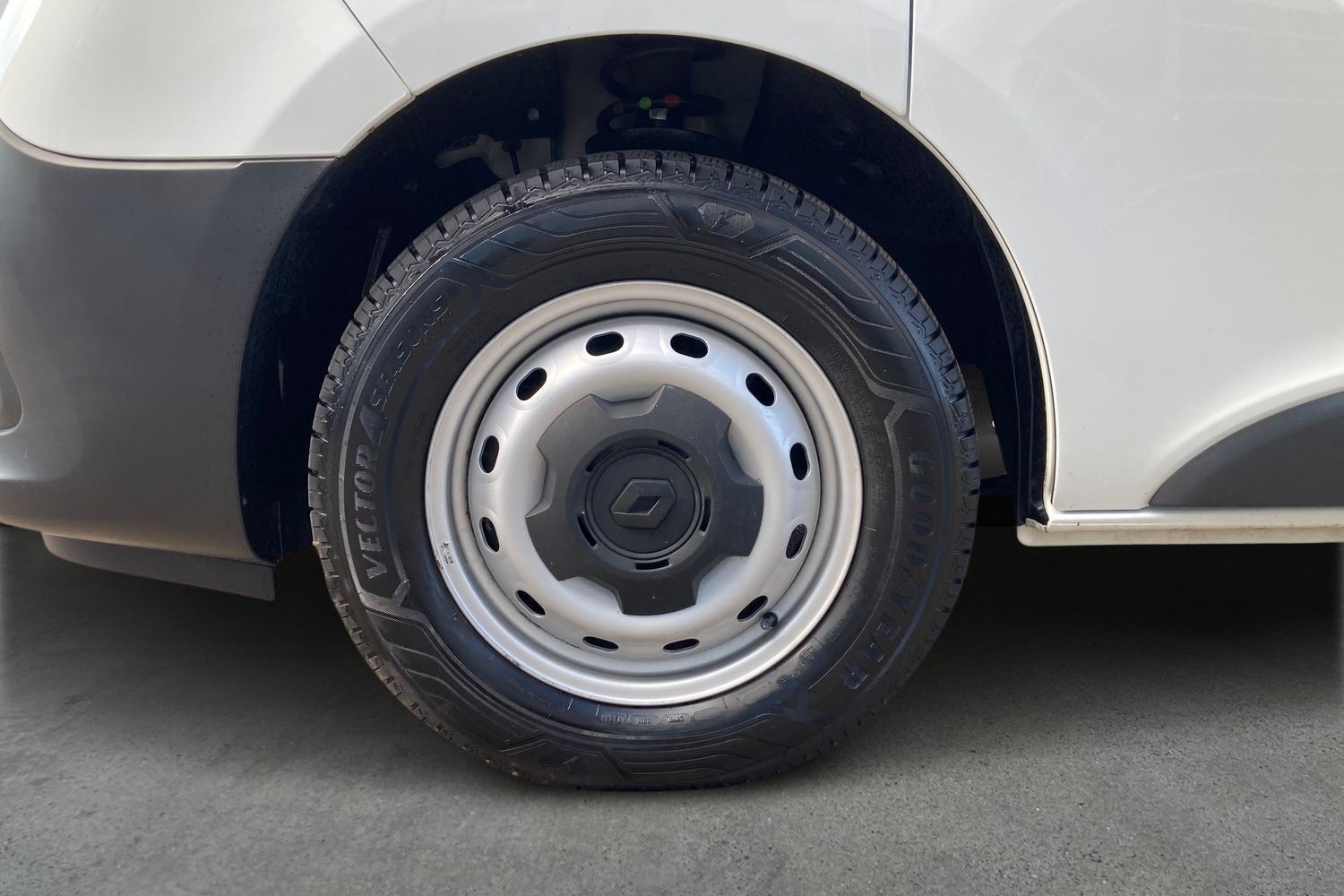 Billede af Renault Trafic T29 2,0 dCi 145 L1H1