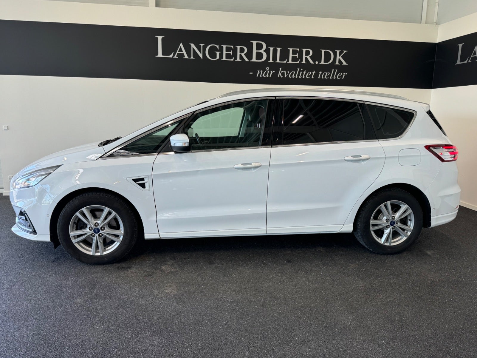 Ford S-MAX 2021