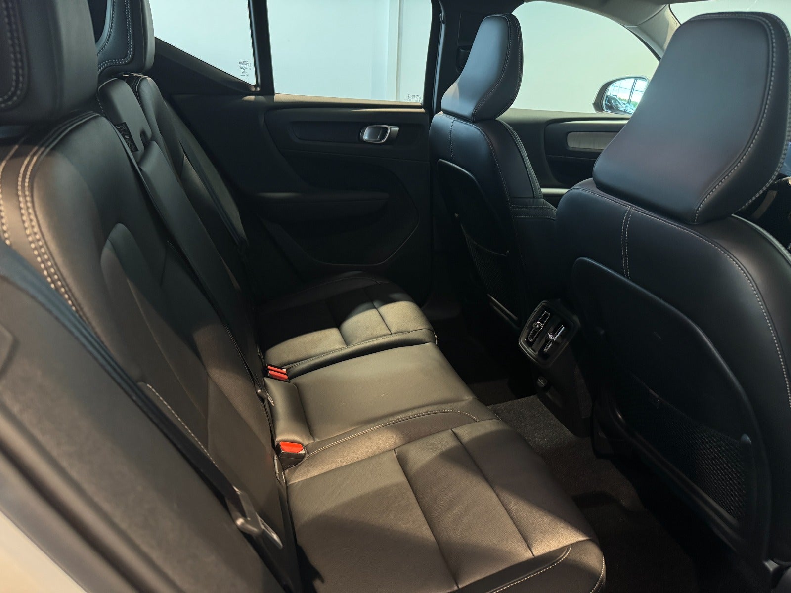 Volvo XC40 2,0 T4 190 Inscription aut. 5d - 8