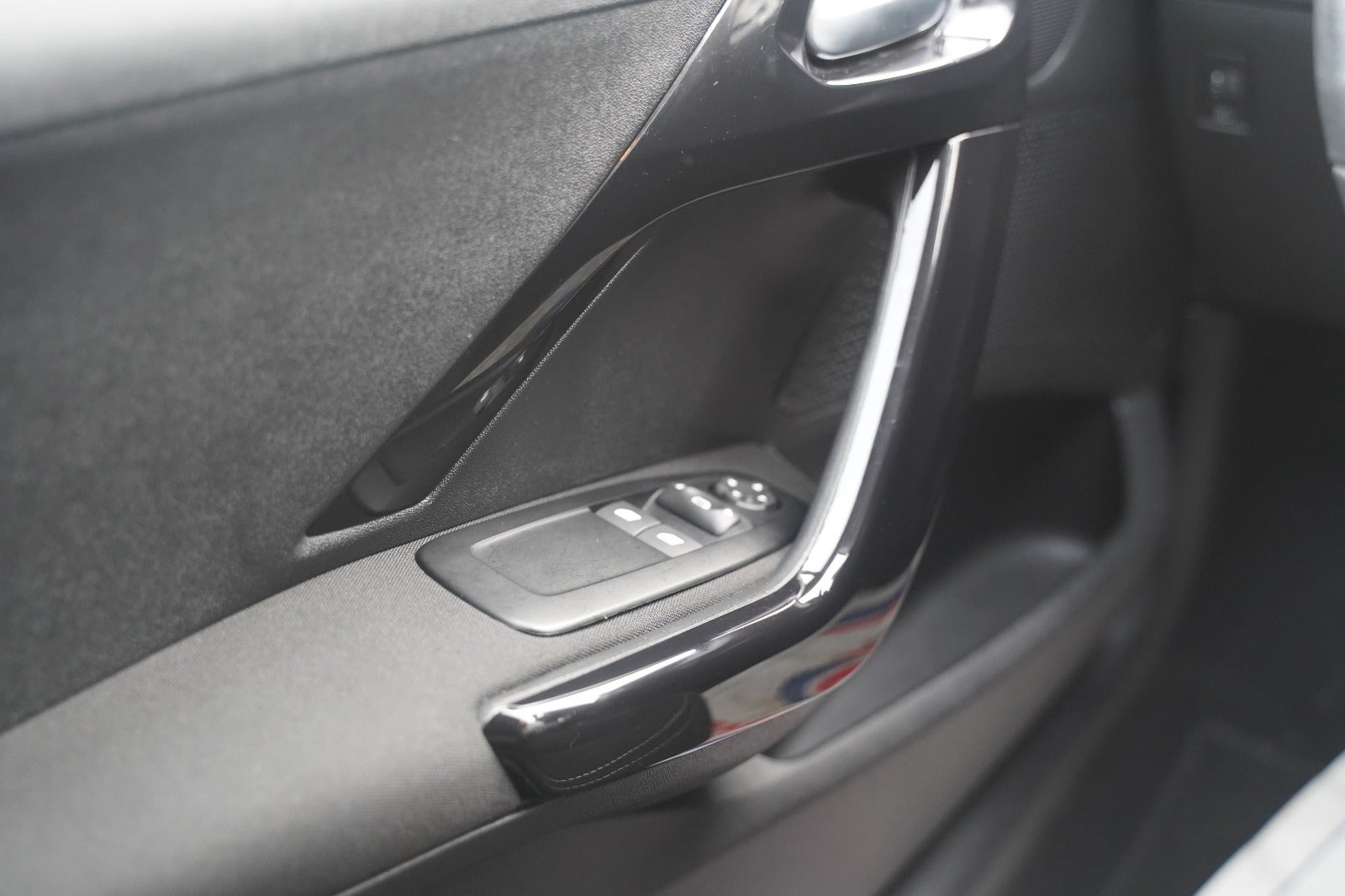 Billede af Peugeot 208 1,2 PureTech 82 Active