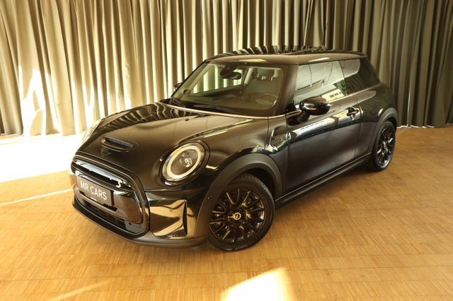 MINI Cooper SE Classic Trim 2023