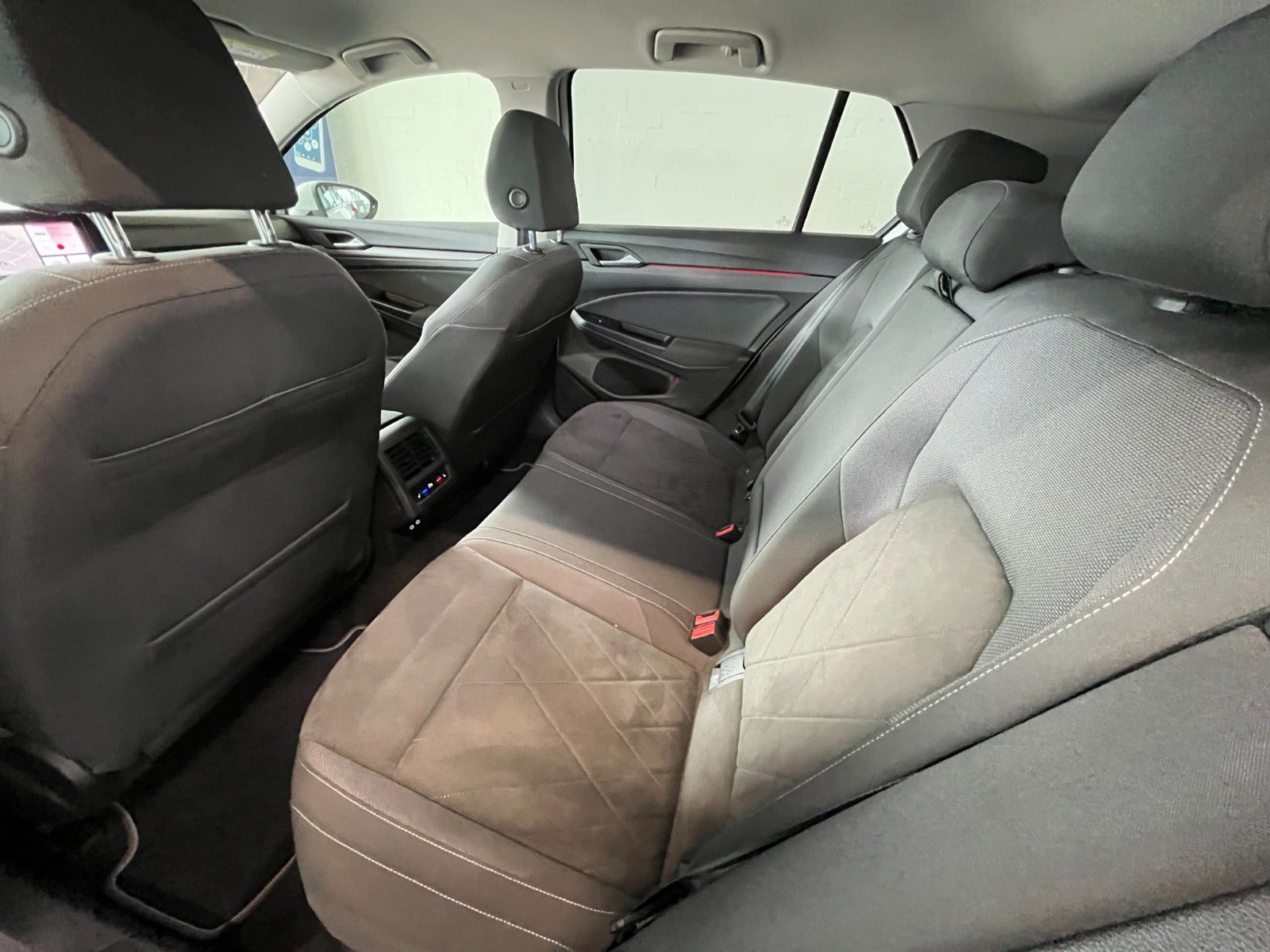 Billede af VW Golf VIII 1,5 eTSi 150 Style DSG