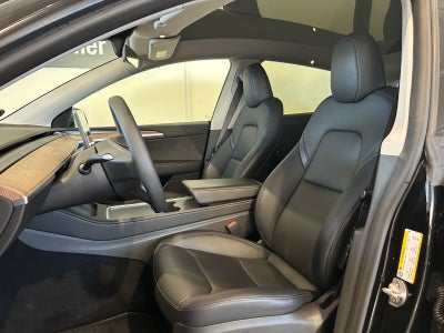 Tesla Model Y Performance AWD