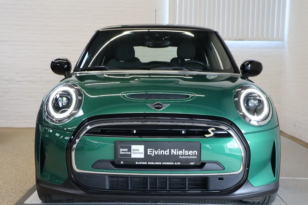 MINI Cooper SE Camden Edition