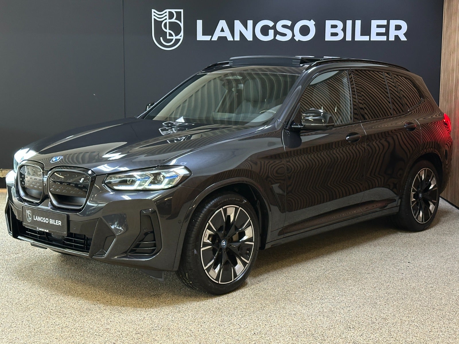 Billede af BMW iX3  Charged Plus M-Sport