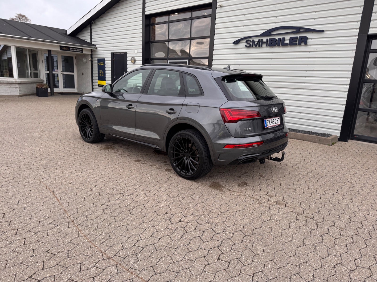 Audi Q5 TFSi S-line Edition S-tr.