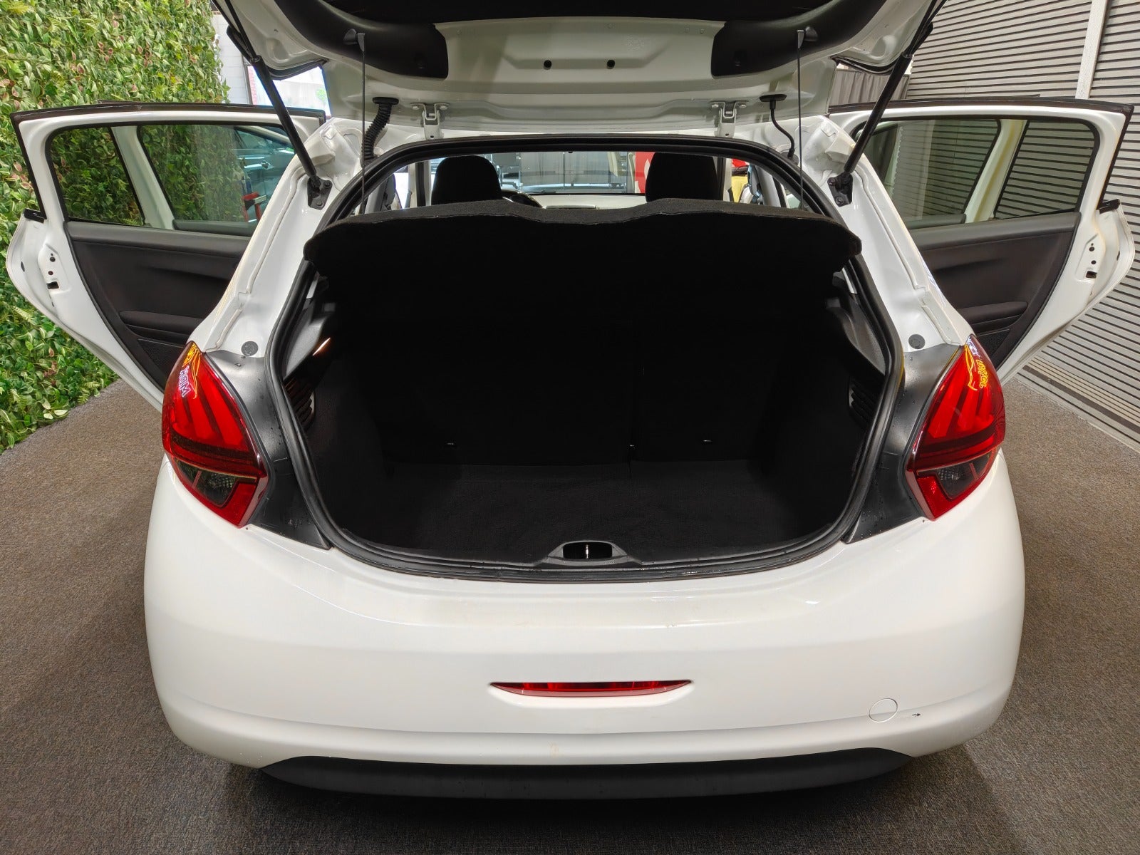 Billede af Peugeot 208 1,6 BlueHDi 100 Active