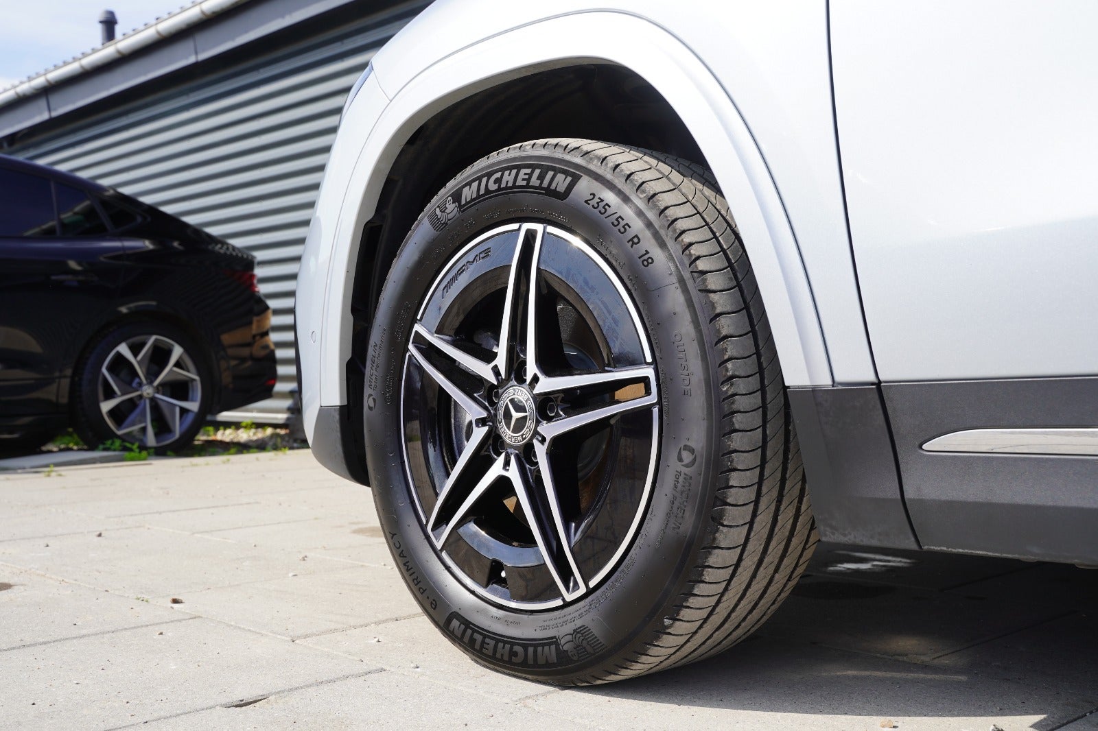 Billede af Mercedes EQA350  AMG Line 4Matic