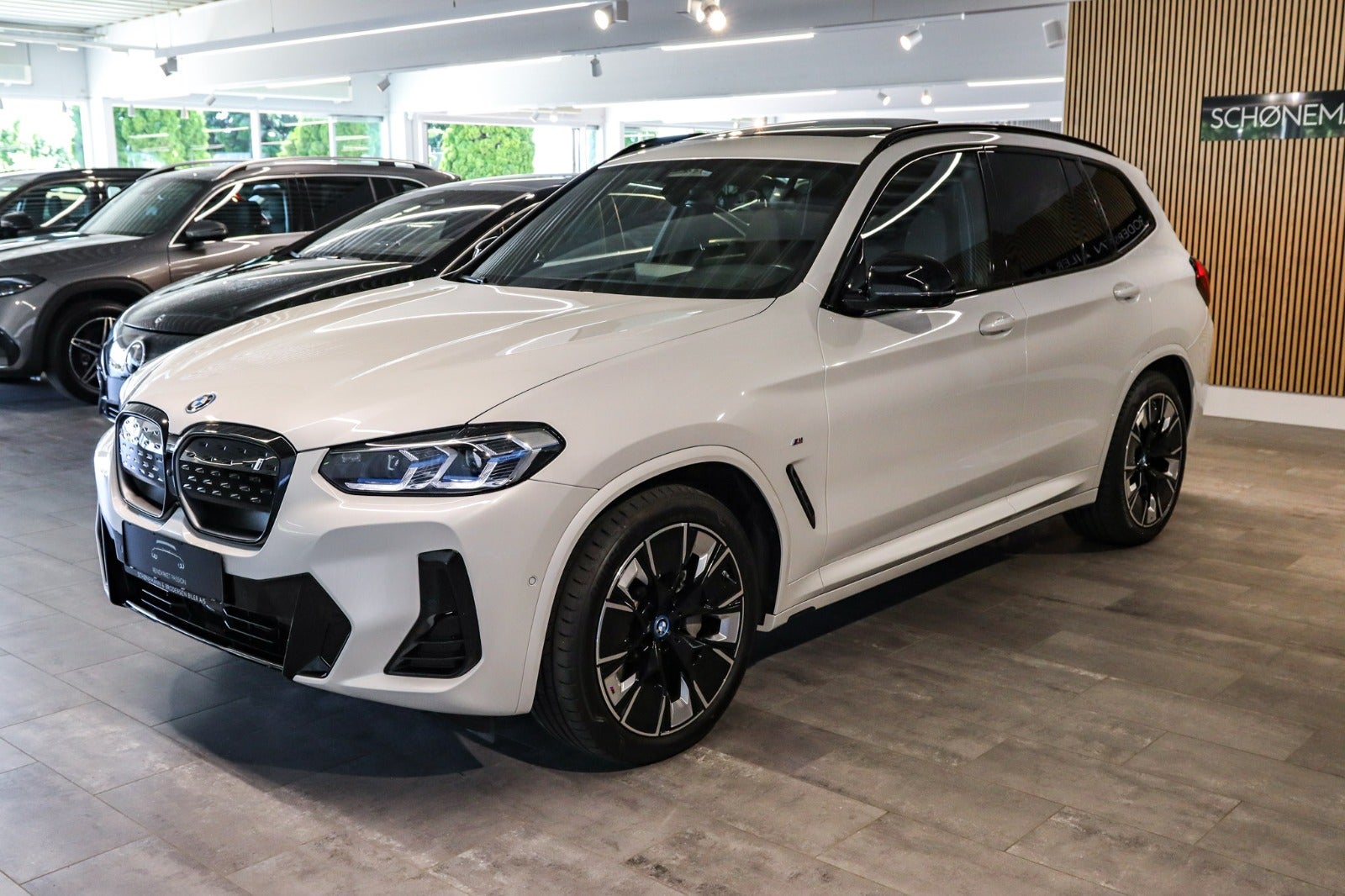 Billede af BMW iX3  Charged Plus M-Sport