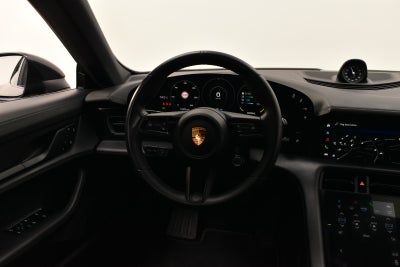 Porsche Taycan 4 Performance+ Cross Turismo