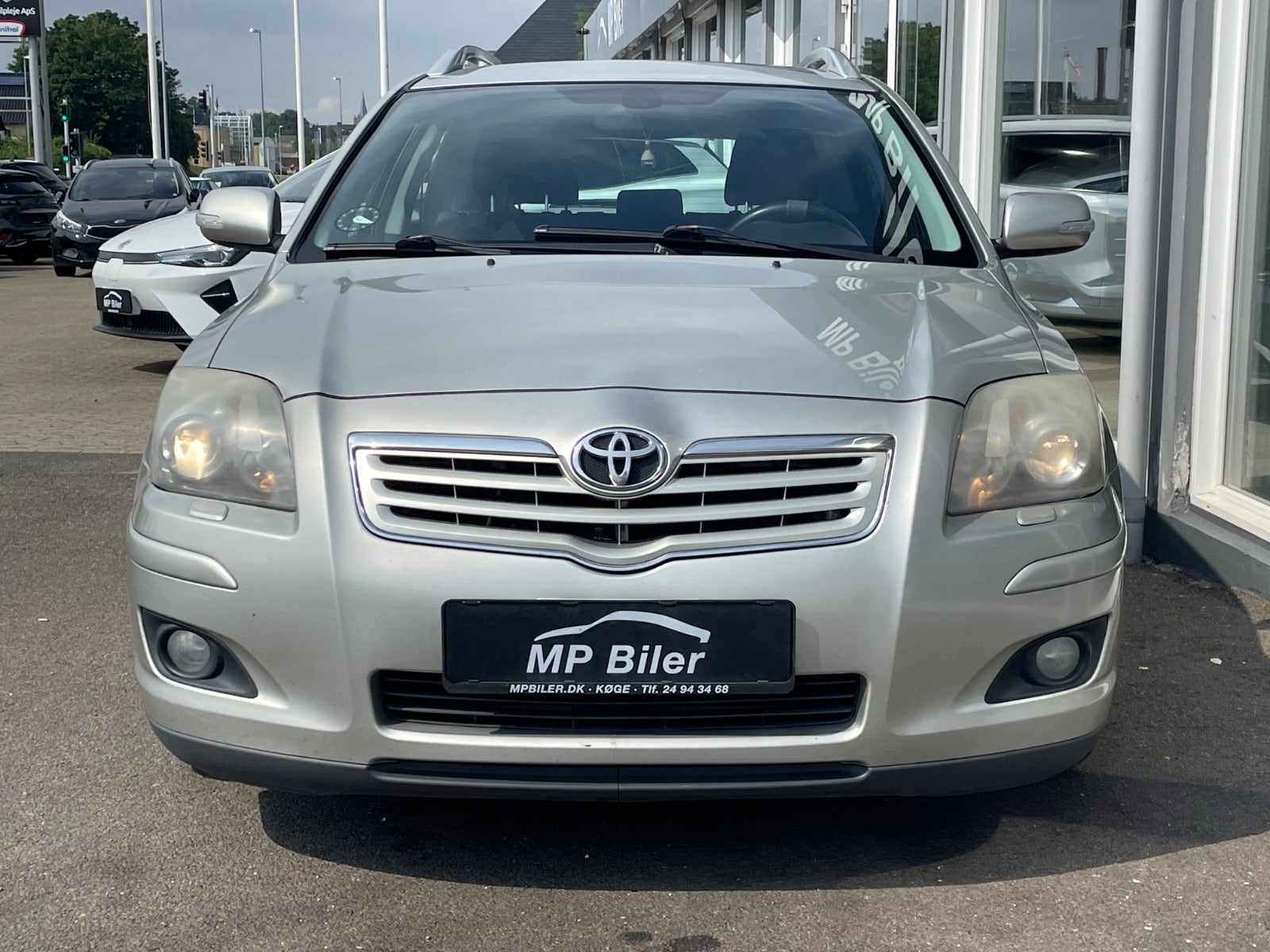 Billede af Toyota Avensis 2,0 D-4D Sol stc.