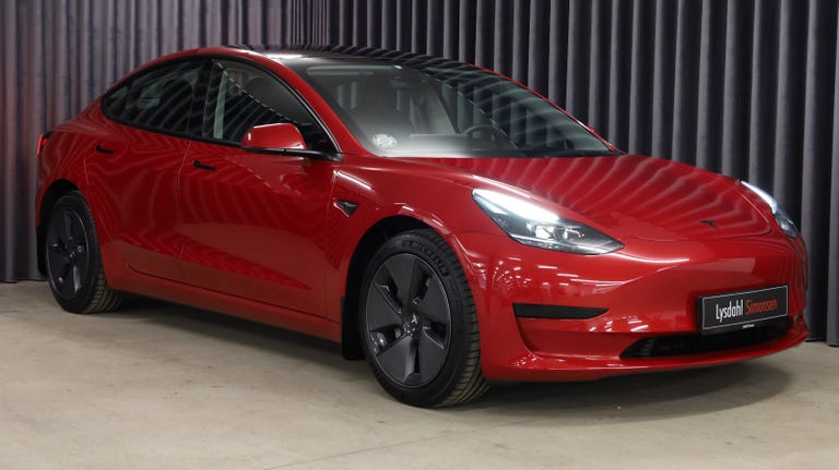 Tesla Model 3 Standard Range+ RWD