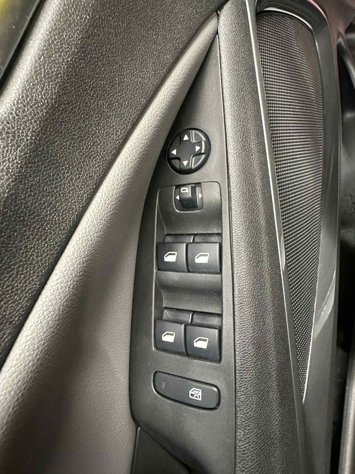 Billede af Opel Crossland X 1,2 T 110 Elegance