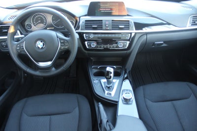 BMW 330e aut.