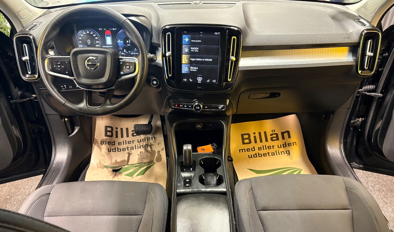 Billede af Volvo XC40 1,5 T4 ReCharge Momentum aut.