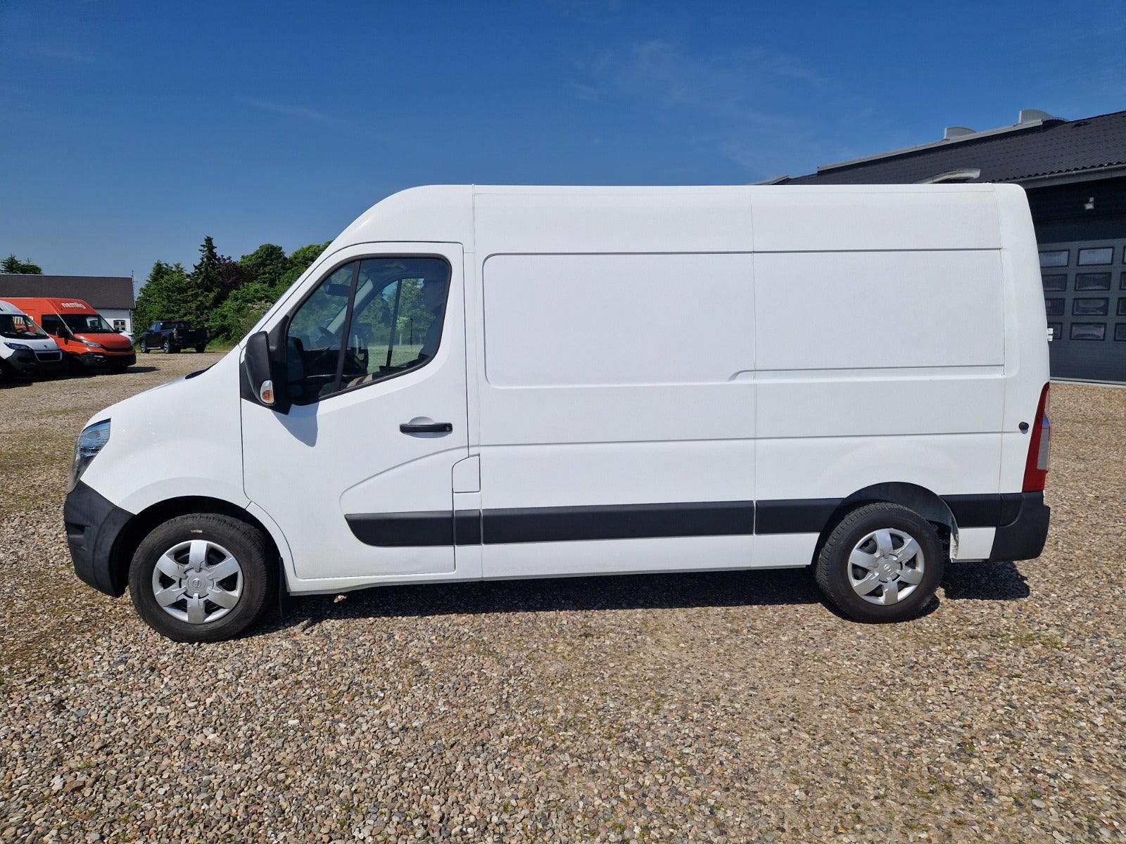 Billede af Nissan NV400 2,3 dCi 150 L2H2 Kassevogn